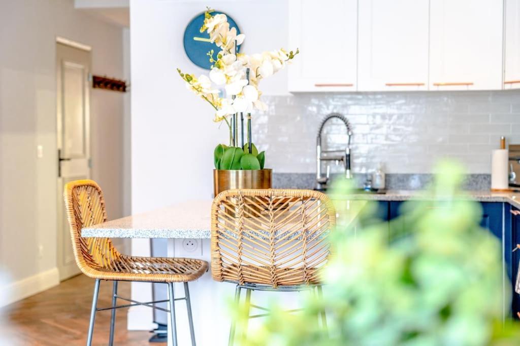 Superbe Appartement Neuf, Climatise Centre Village Le Plan-de-la-Tour Buitenkant foto